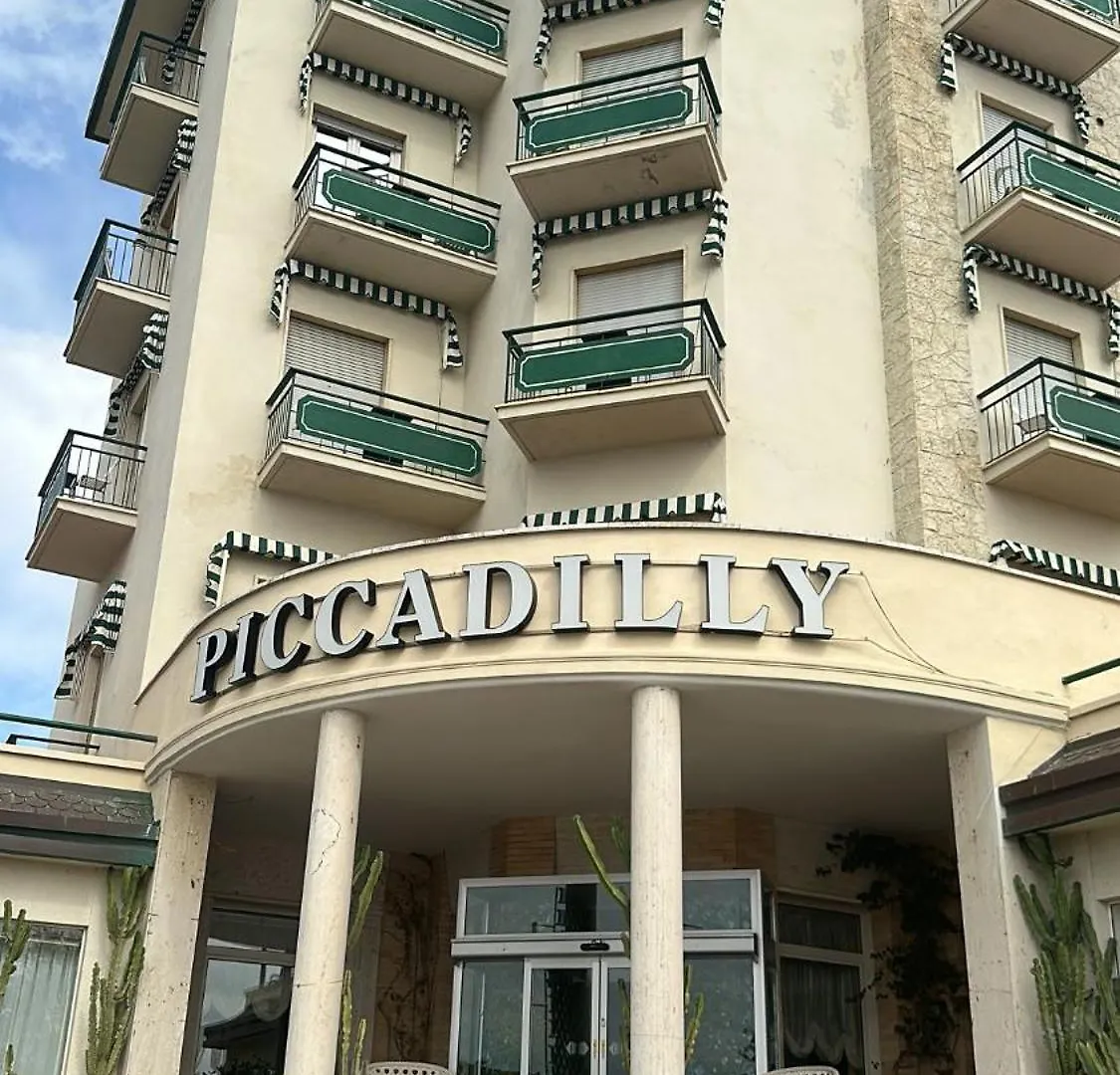 Hotel Piccadilly Penthouse With Jacuzzi Lido di Camaiore